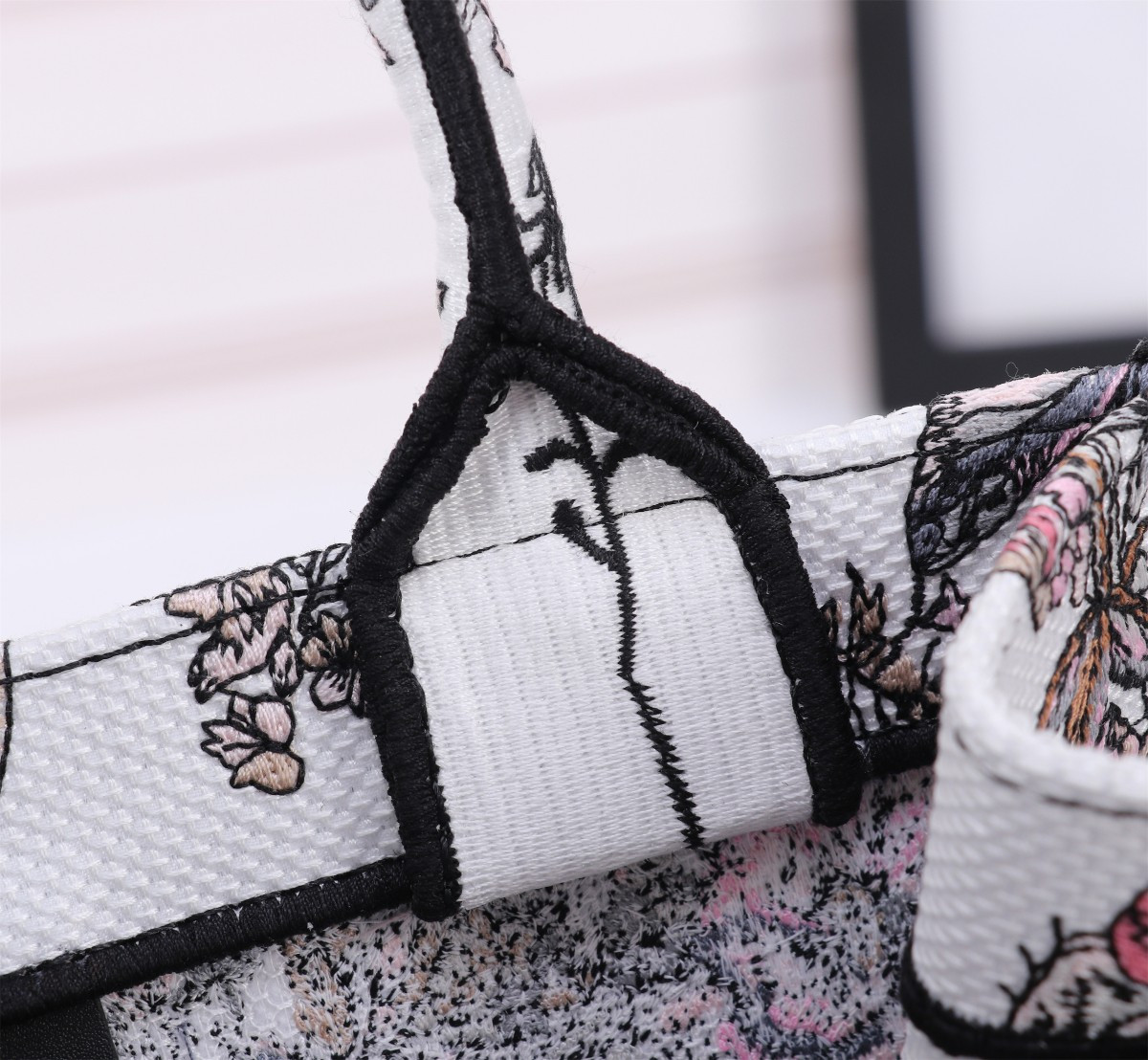 Small D*0r BOOK TOTE WHITE AND PASTEL PINK BUTTERFLY AROUND THE WORLD EMBROIDERY  10.5 x 8.5 x 5.5 inches