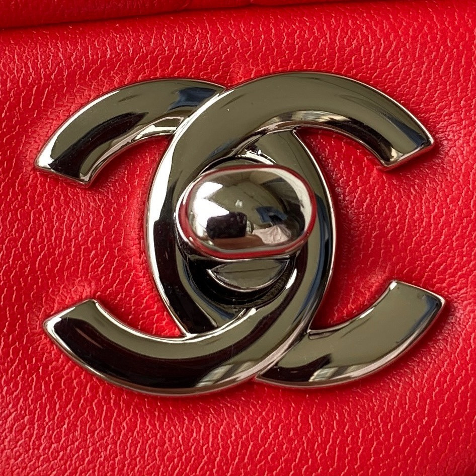 Ch*el SMALL CLASSIC HANDBAG  LAMBSKIN & SILVER-TONE METAL Red 5.7 × 9 × 2.3 IN