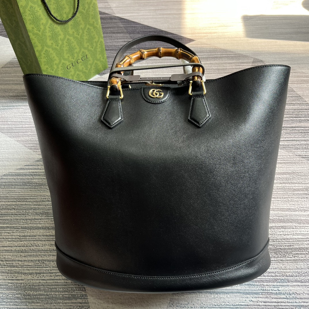 G*u*i DIANA LARGE TOTE BAG Black 40W x 34H x 21D CM