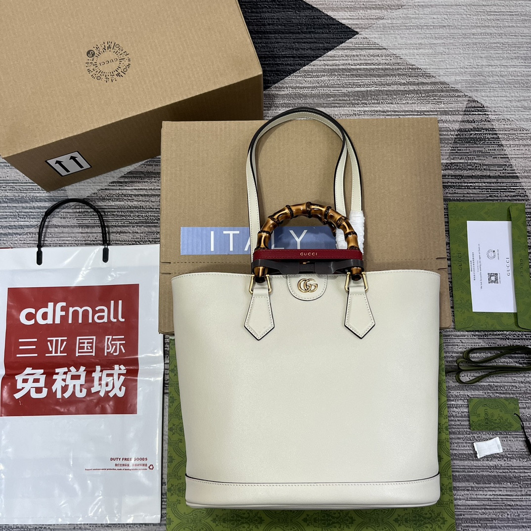 G*u*i DIANA MEDIUM TOTE BAG White 31W x 27H x 15D CM