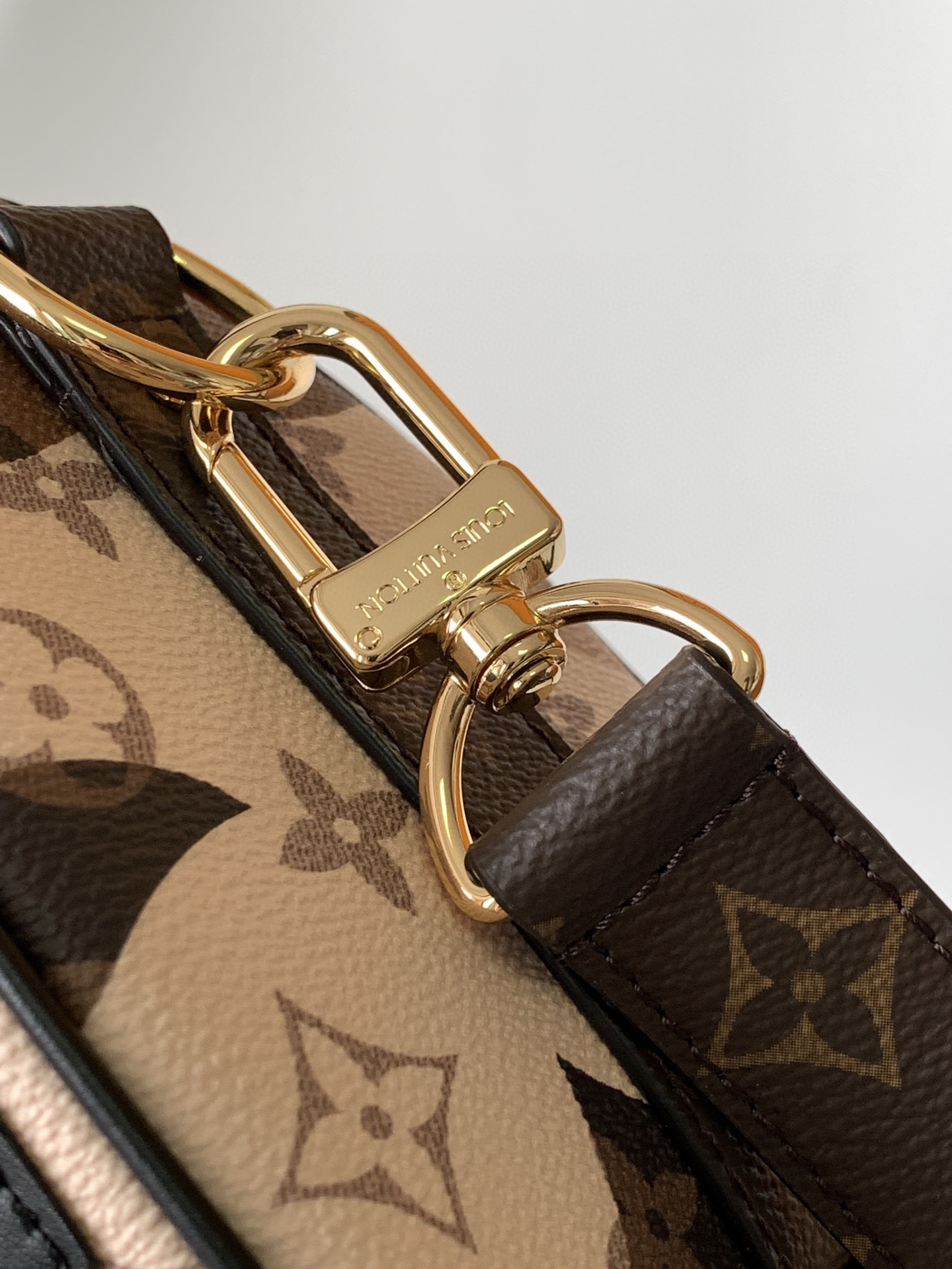 L0*is V*t0n Keepall Bandoulière 25 M46701 9.8 x 5.9 x 4.3 inches