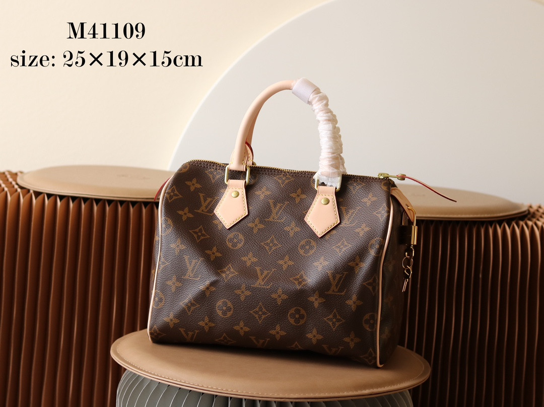 L0*is V*t0n M41109 Speedy 25
