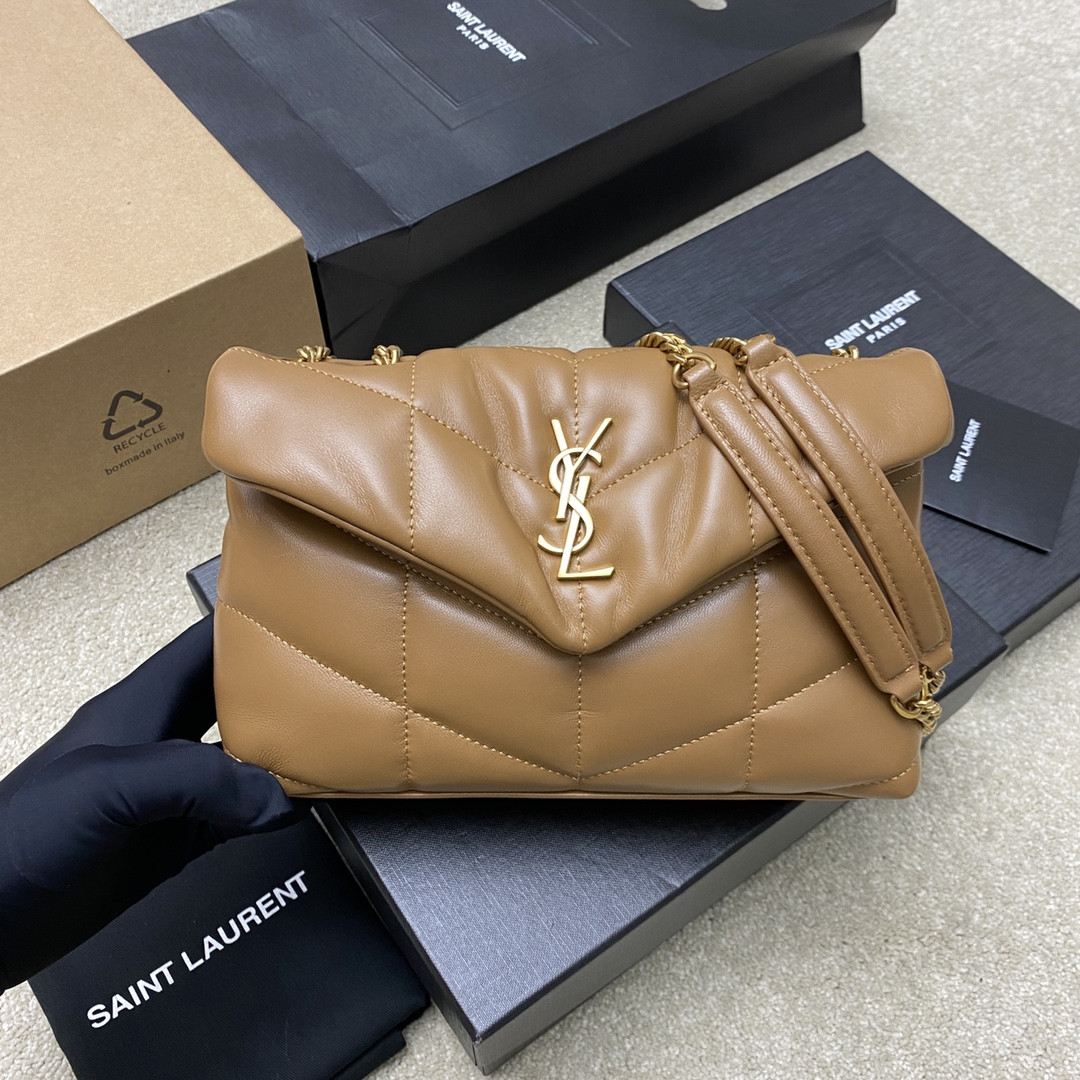Y*L PUFFER IN LEATHER BROWN 23 X 15.5 X 5.8 CM