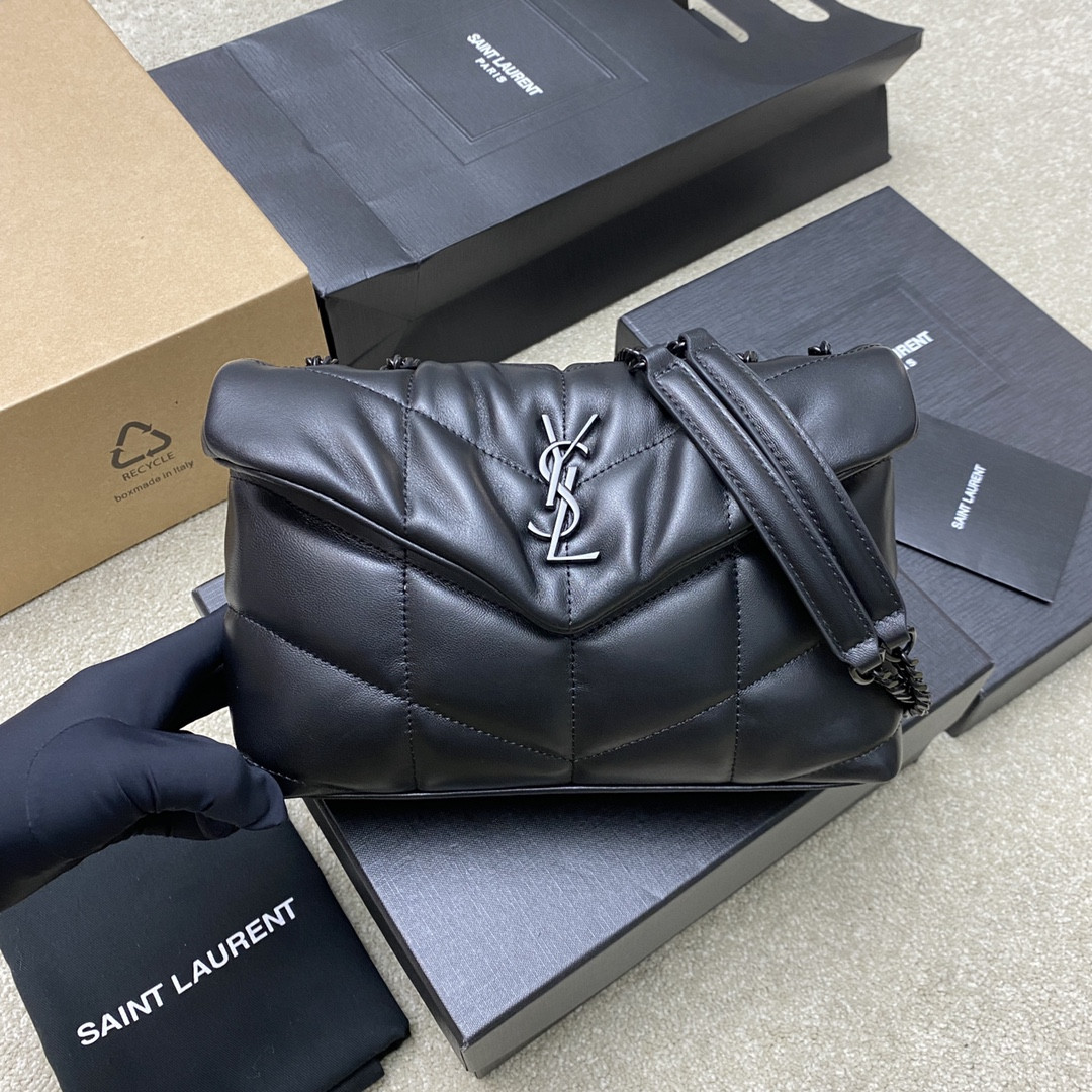 Y*L PUFFER IN LEATHER BLACK SILVER 23 X 15.5 X 5.8 CM