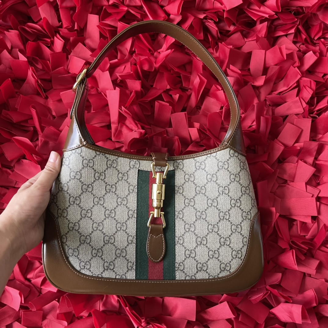 G*u*i JACKIE SMALL SHOULDER BAG 10.8"W x 7.5"H x 1.6"D