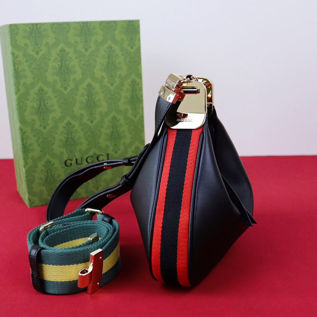G*u*i ATTACHE SMALL SHOULDER BAG BLACK 9"W x 8.7"H x 2"D