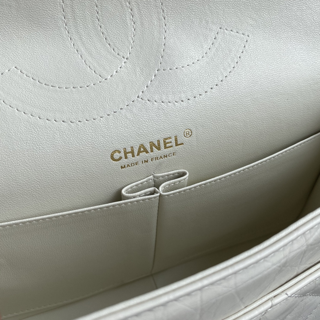 Ch*el LARGE 2.55 HANDBAG White& Gold-Tone Metal 7.6 × 10.9 × 2.9 in