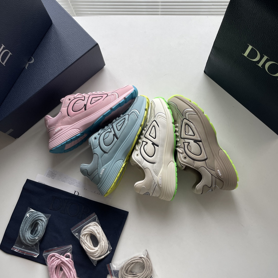 UA D*0r B30 Sneaker