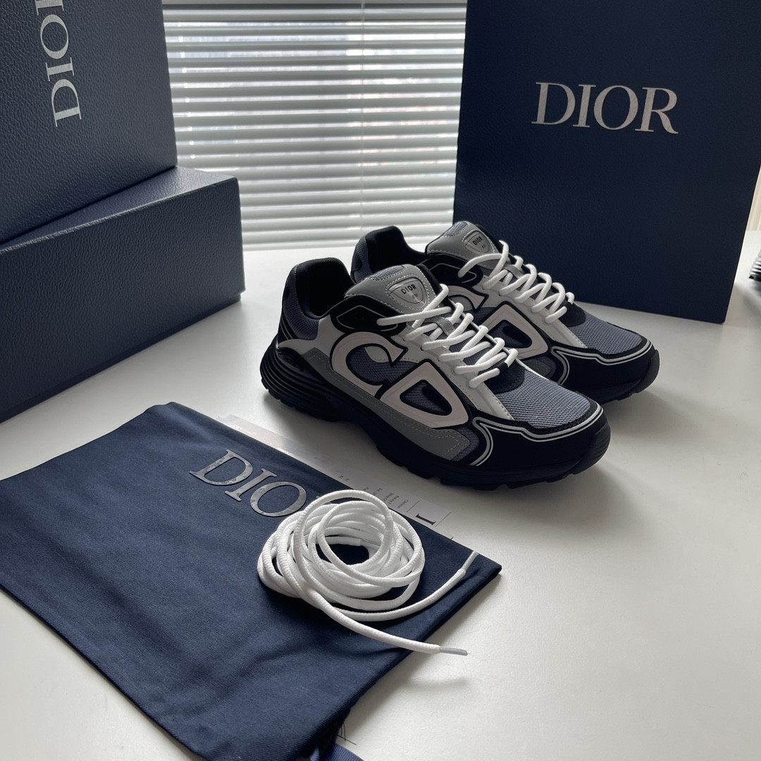UA D*0r B30 Sneaker