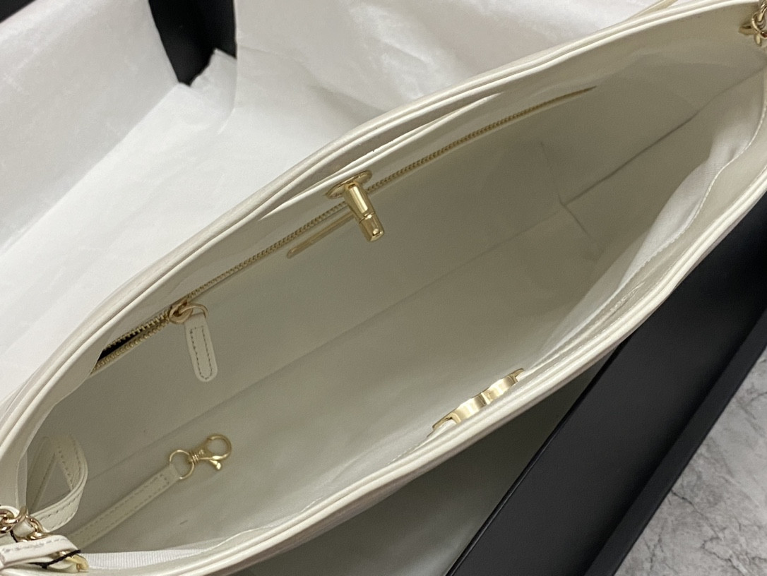 Ch*el SHOPPING BAG Shiny Lambskin & Gold-Tone Metal 35x39x8cm
