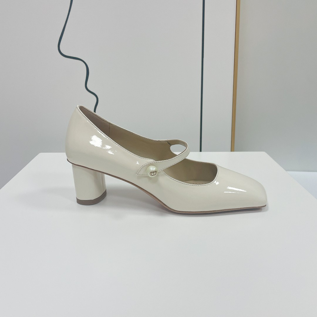UA Jolie D*0r Pump