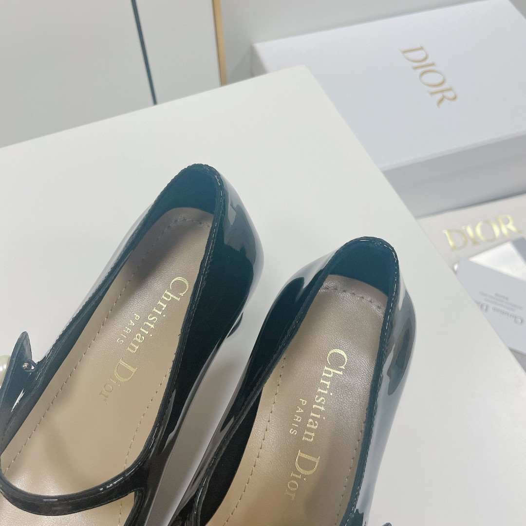 UA Jolie D*0r Pump