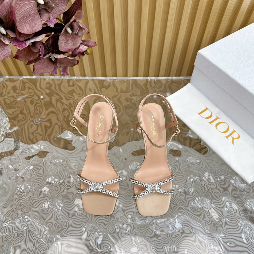 UA D*0r Slingback Pump