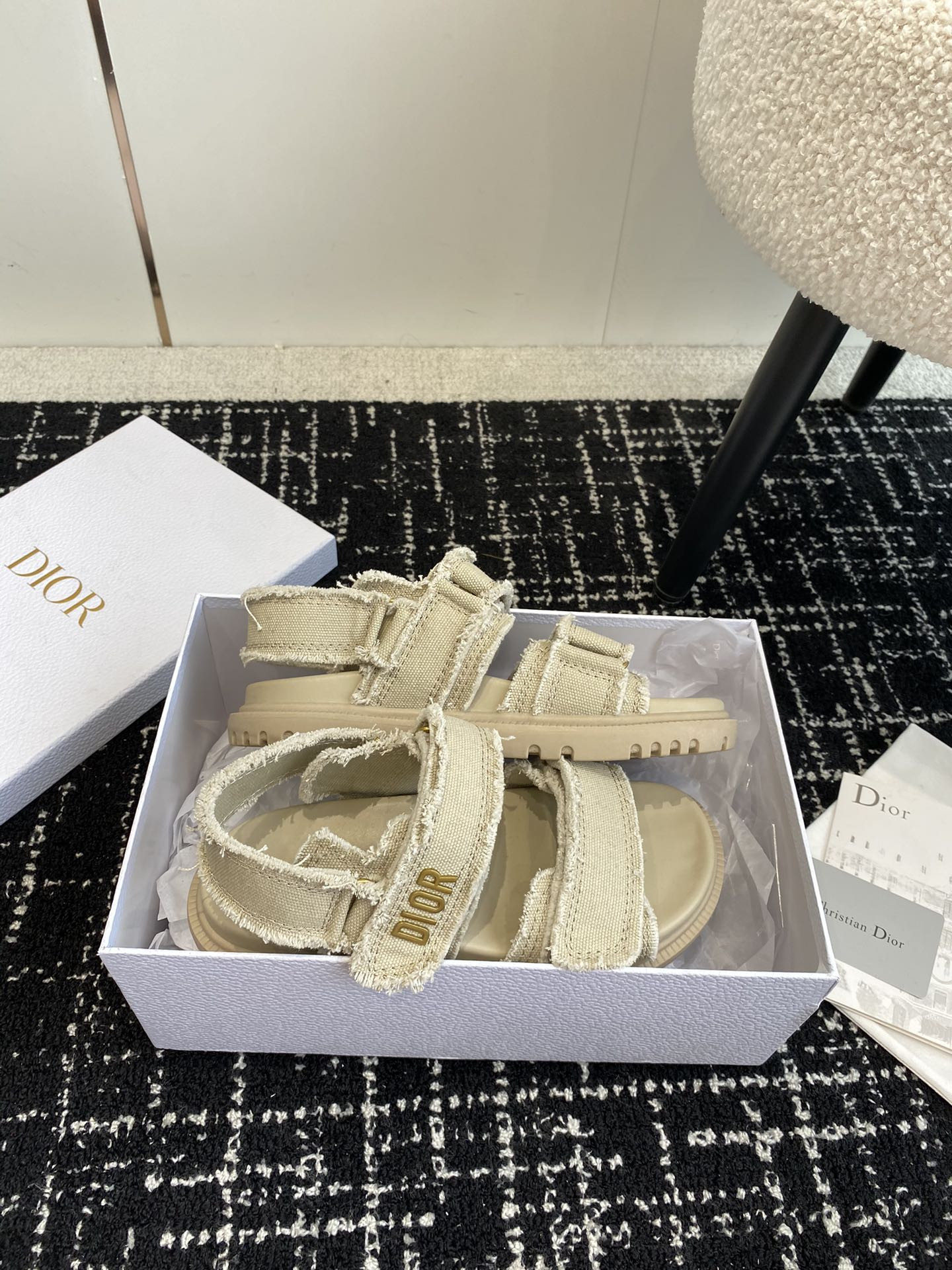 UA D*0ract Sandal