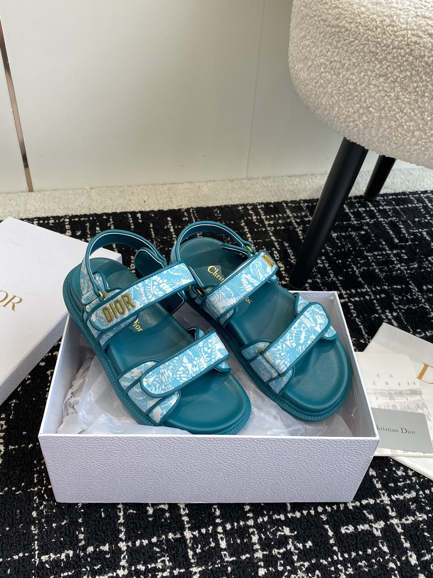 UA D*0ract Sandal