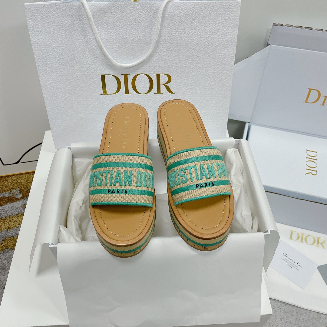 UA D*0riviera Dway Platform Slide