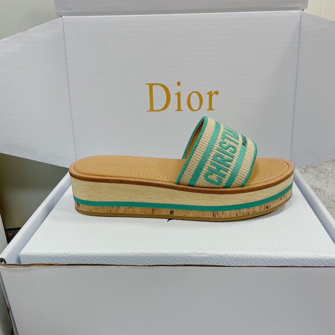 UA D*0riviera Dway Platform Slide