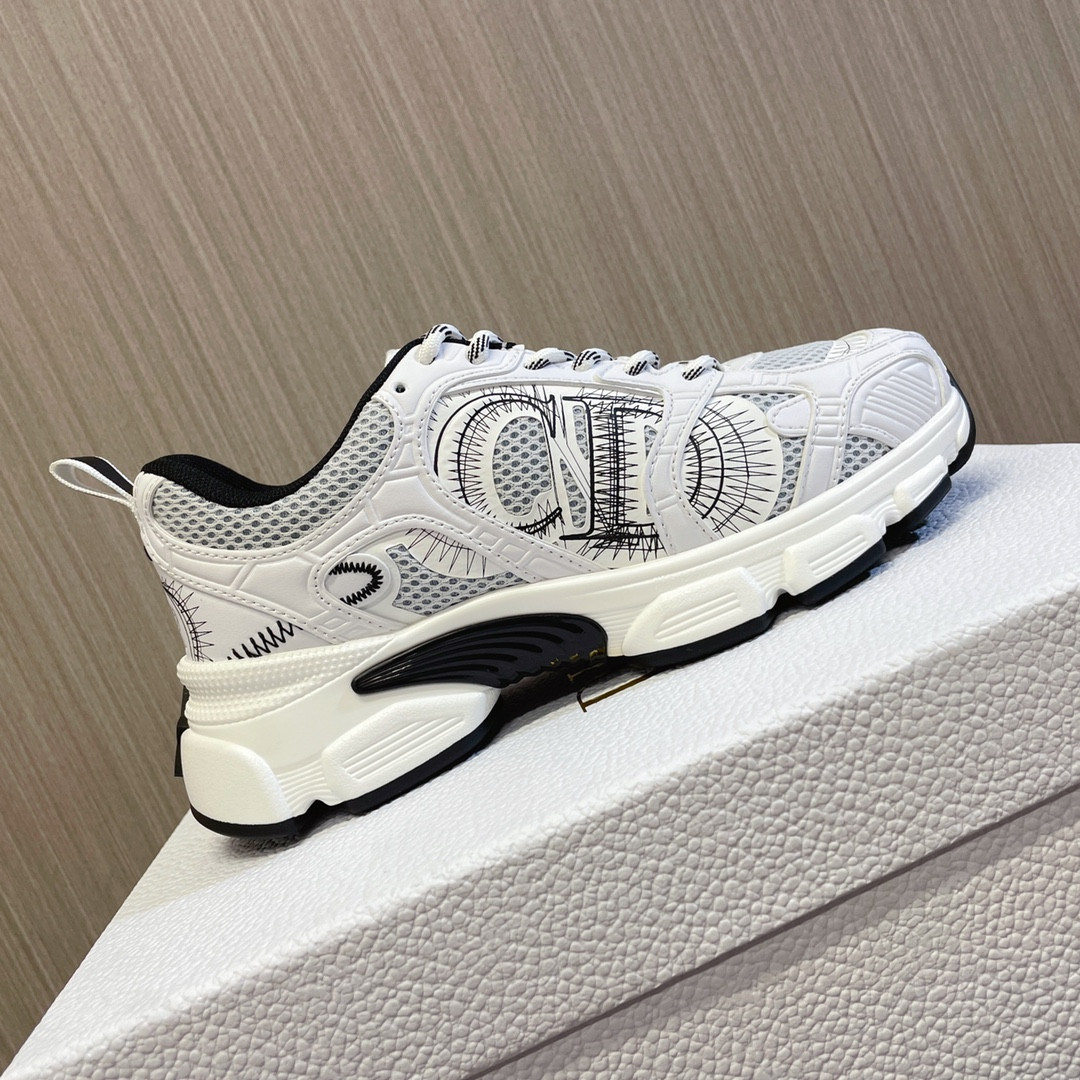 UA D*0r Chrono Sneaker White and Black Mesh