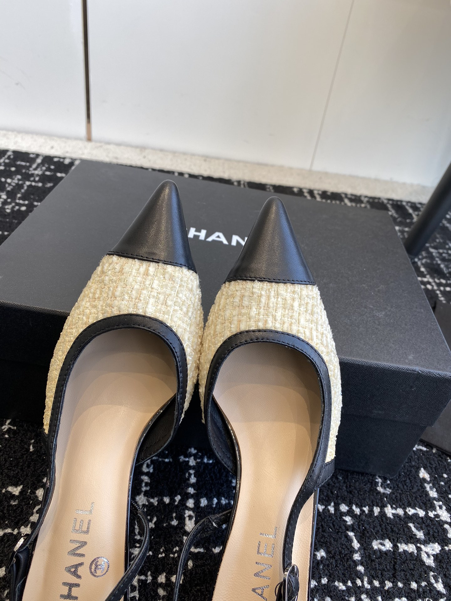 UA Ch*el SLINGBACKS
