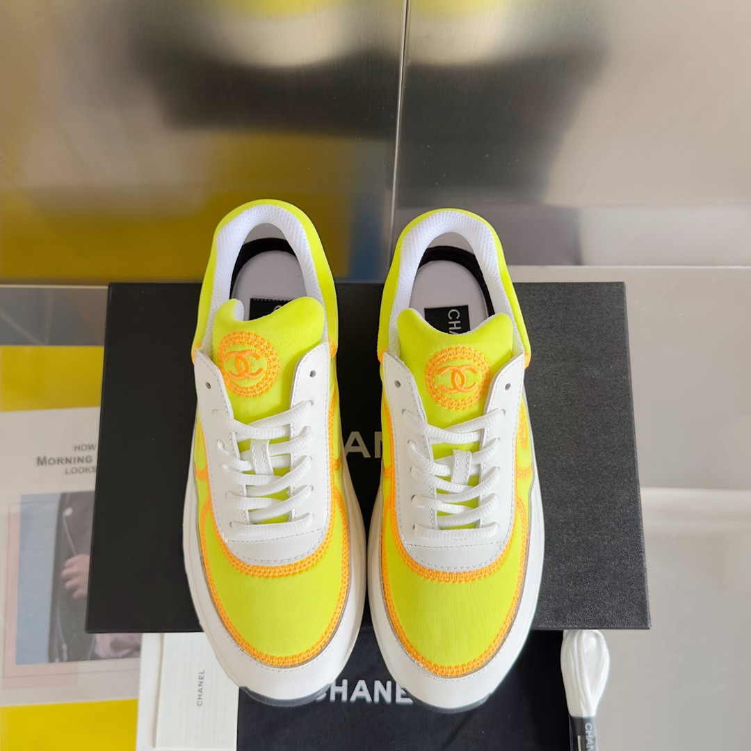 UA Ch*el SNEAKER