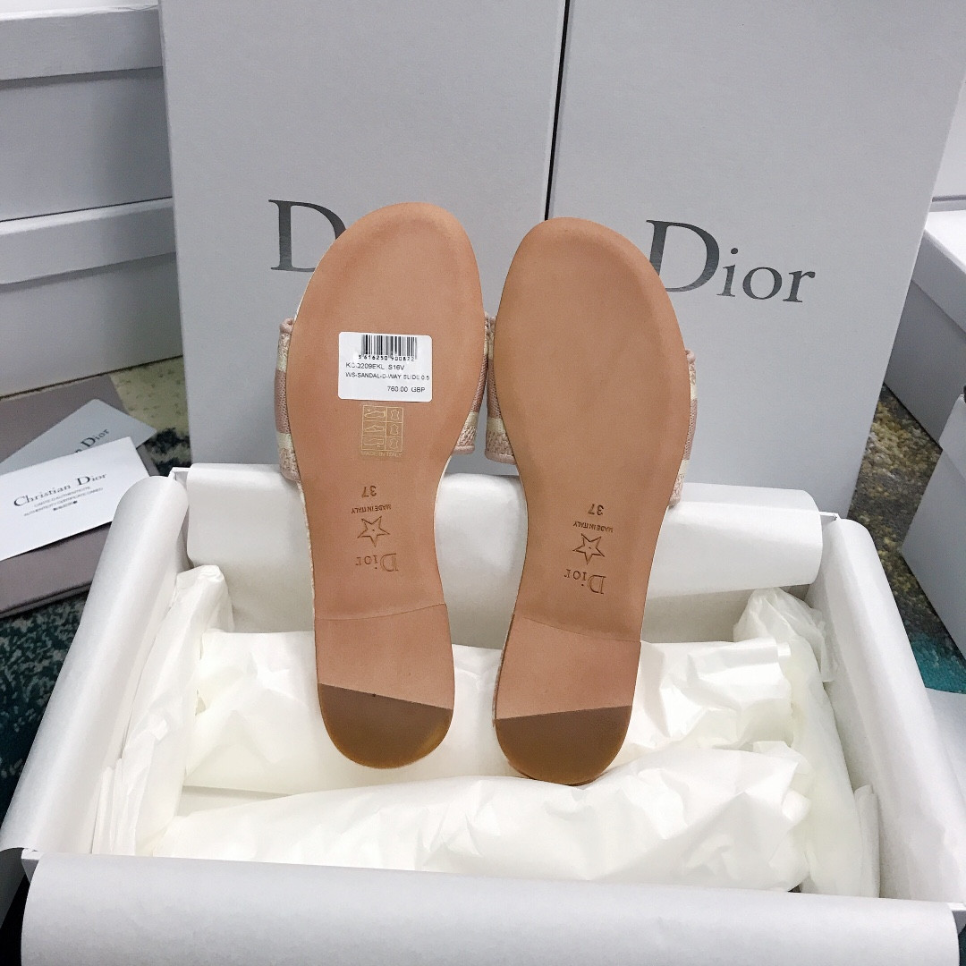 UA D*0r Dway Slide