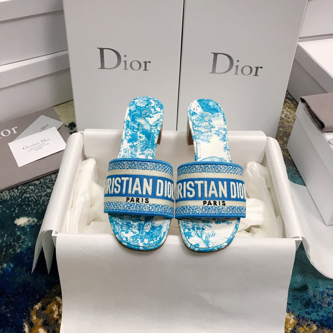 UA D*0r Dway Heeled Slide