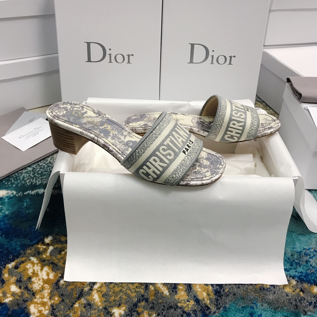 UA D*0r Dway Heeled Slide