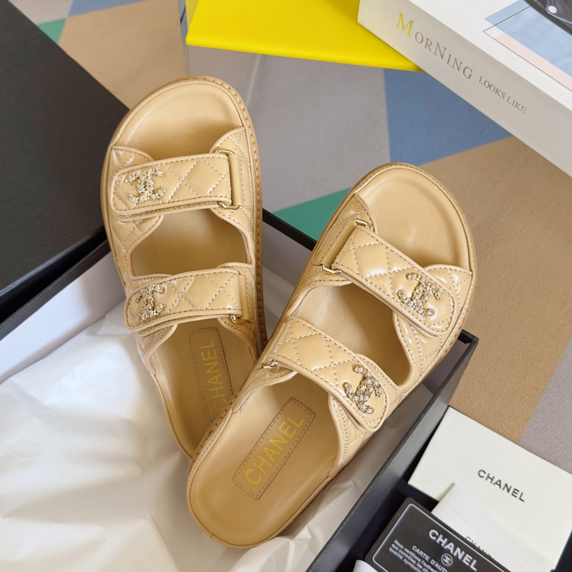 UA Ch*el SLIDES