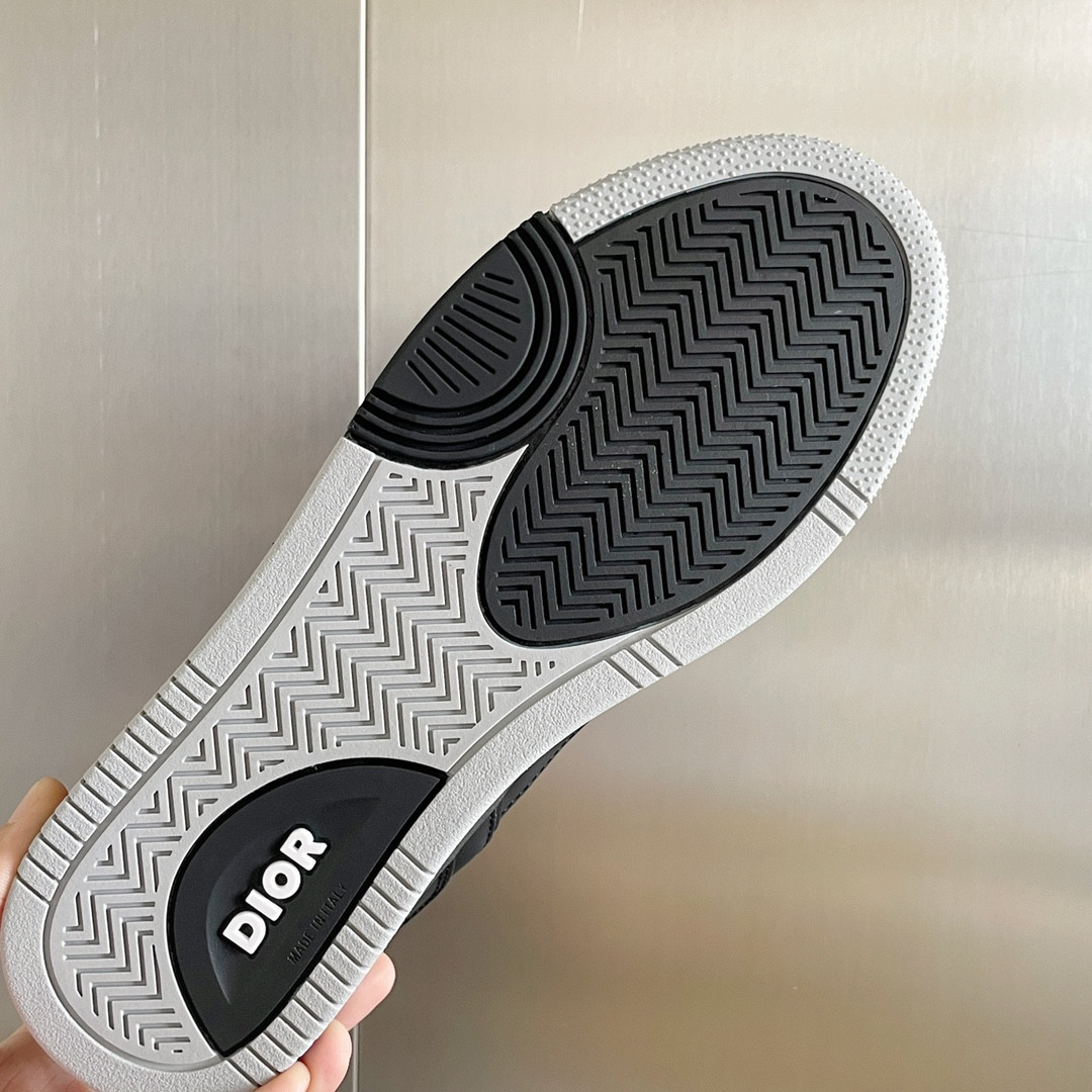 UA D*0r B27 Sneaker