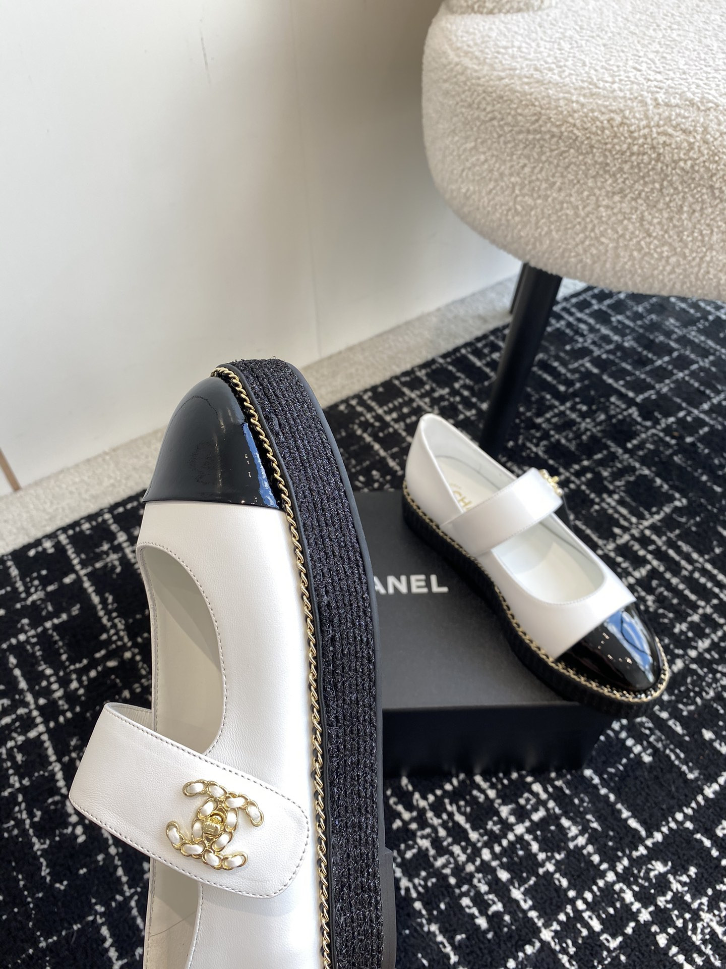 UA Ch*el MARY JANES
