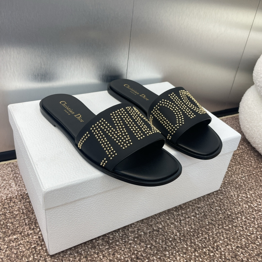UA D*0r Dway Slide