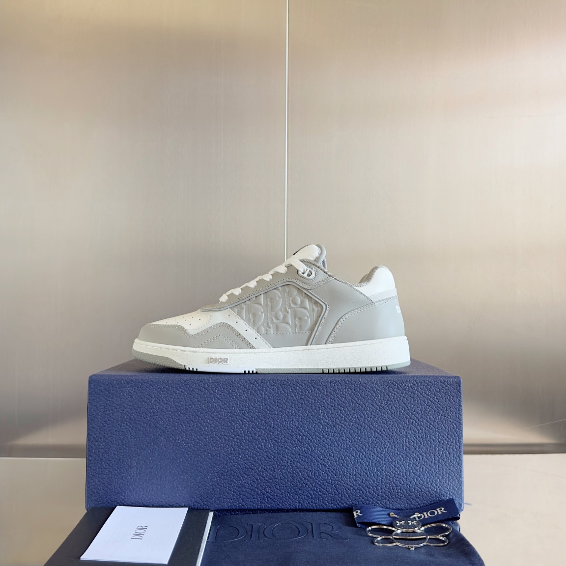 UA D*0r B27 Sneaker