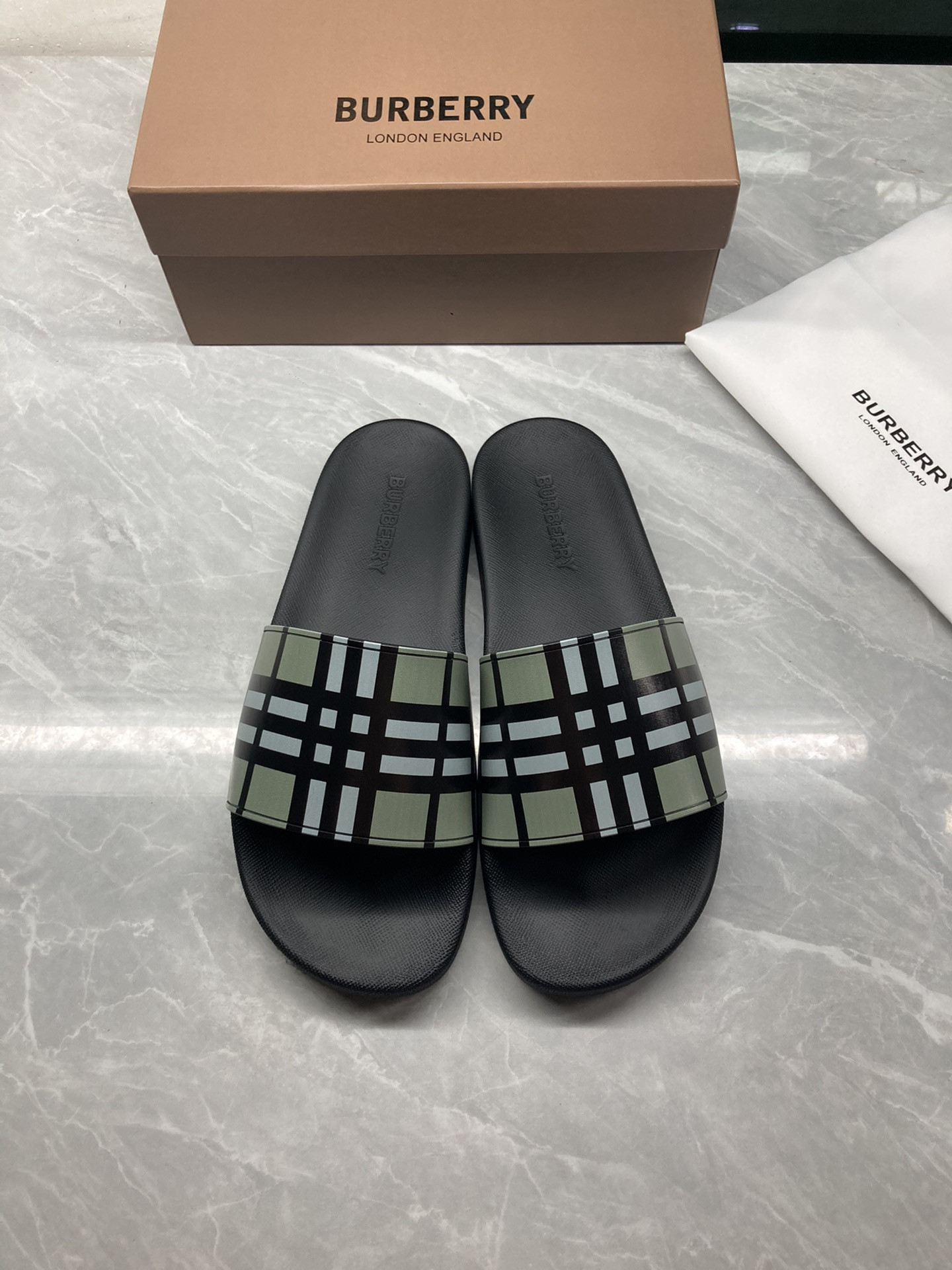 B**rry Check Slides