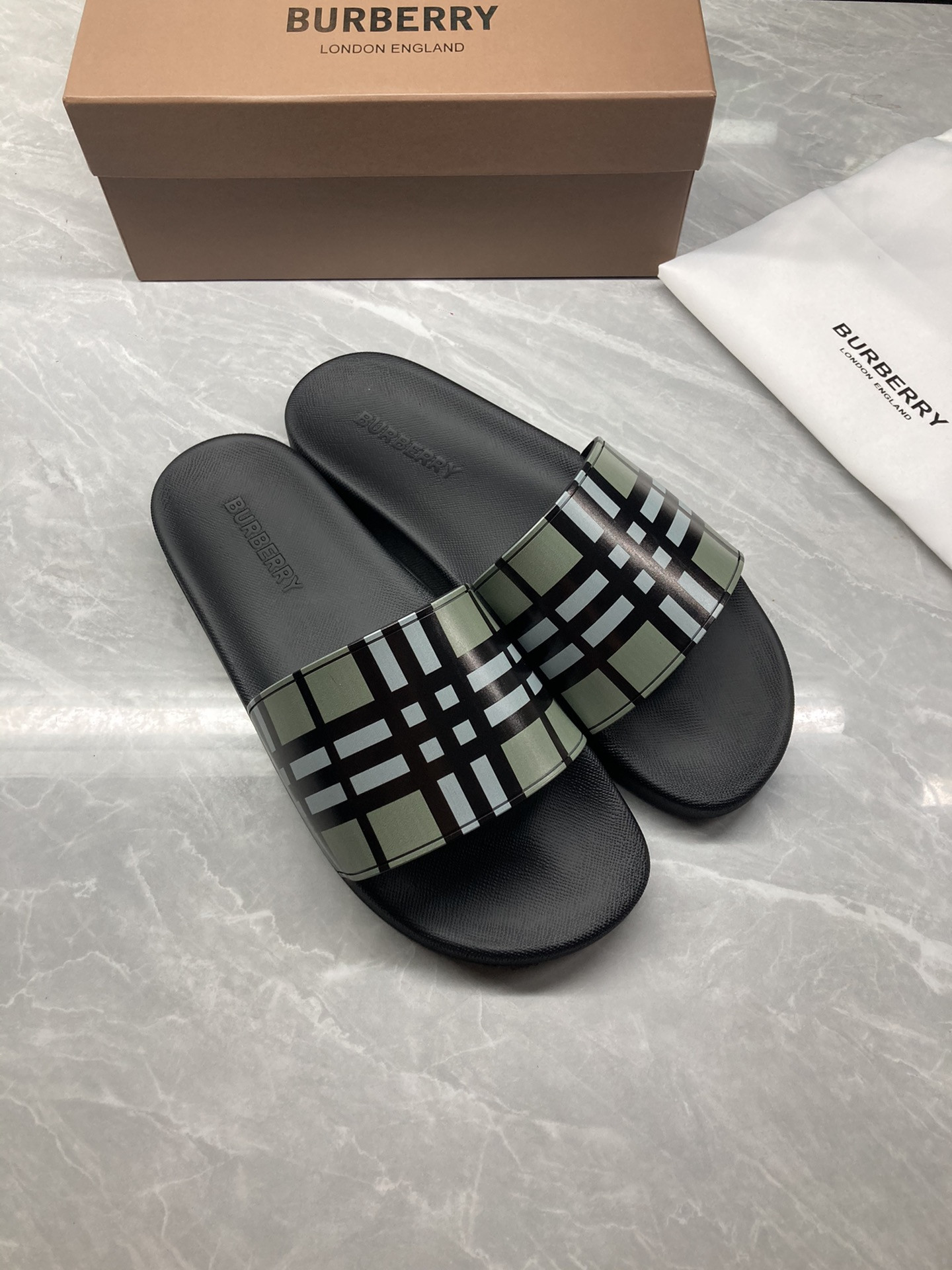 B**rry Check Slides