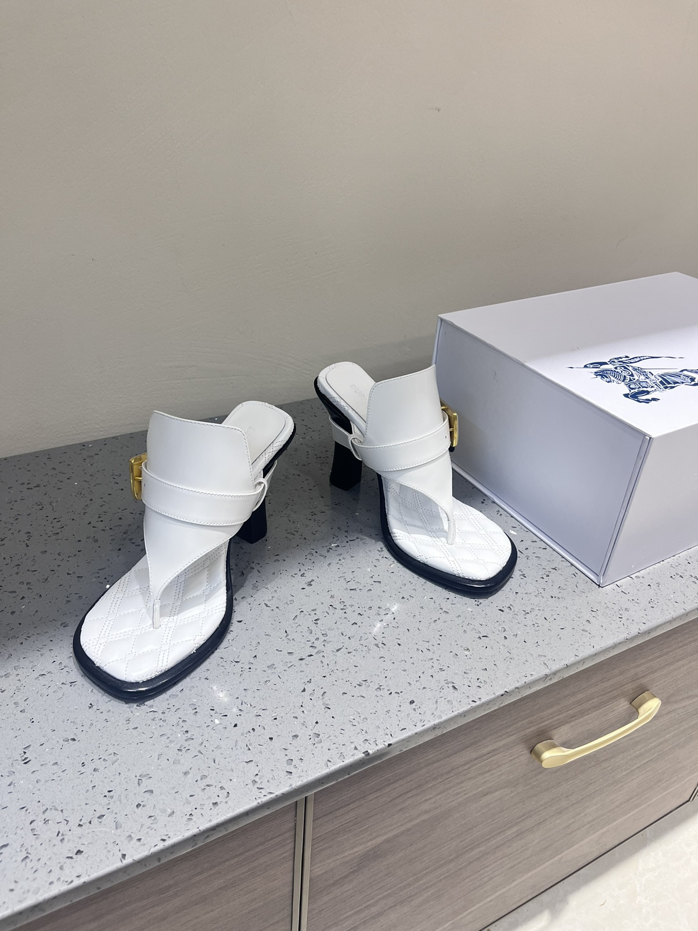 UA B**rry Slides