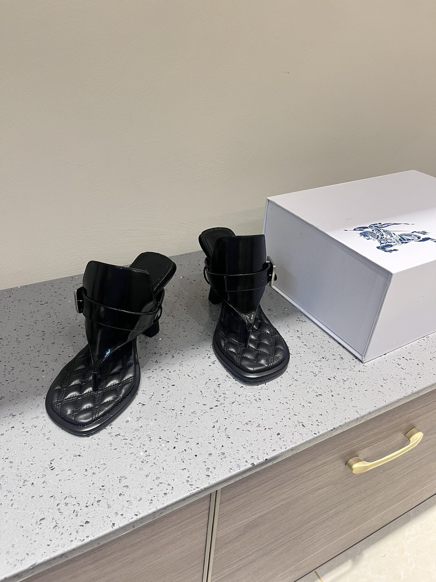 UA B**rry Slides