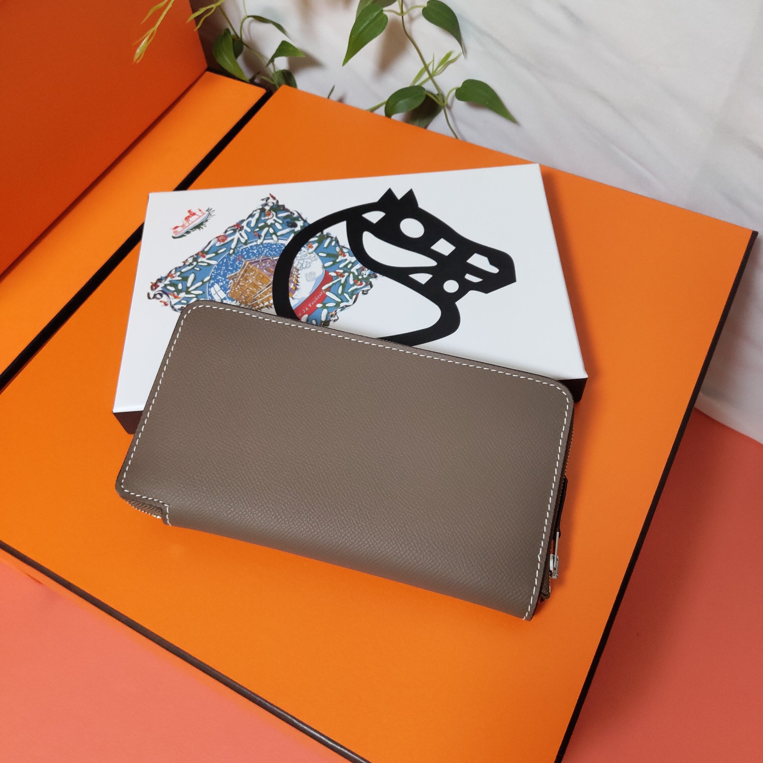 Hermès Long Wallet 20x11cm
