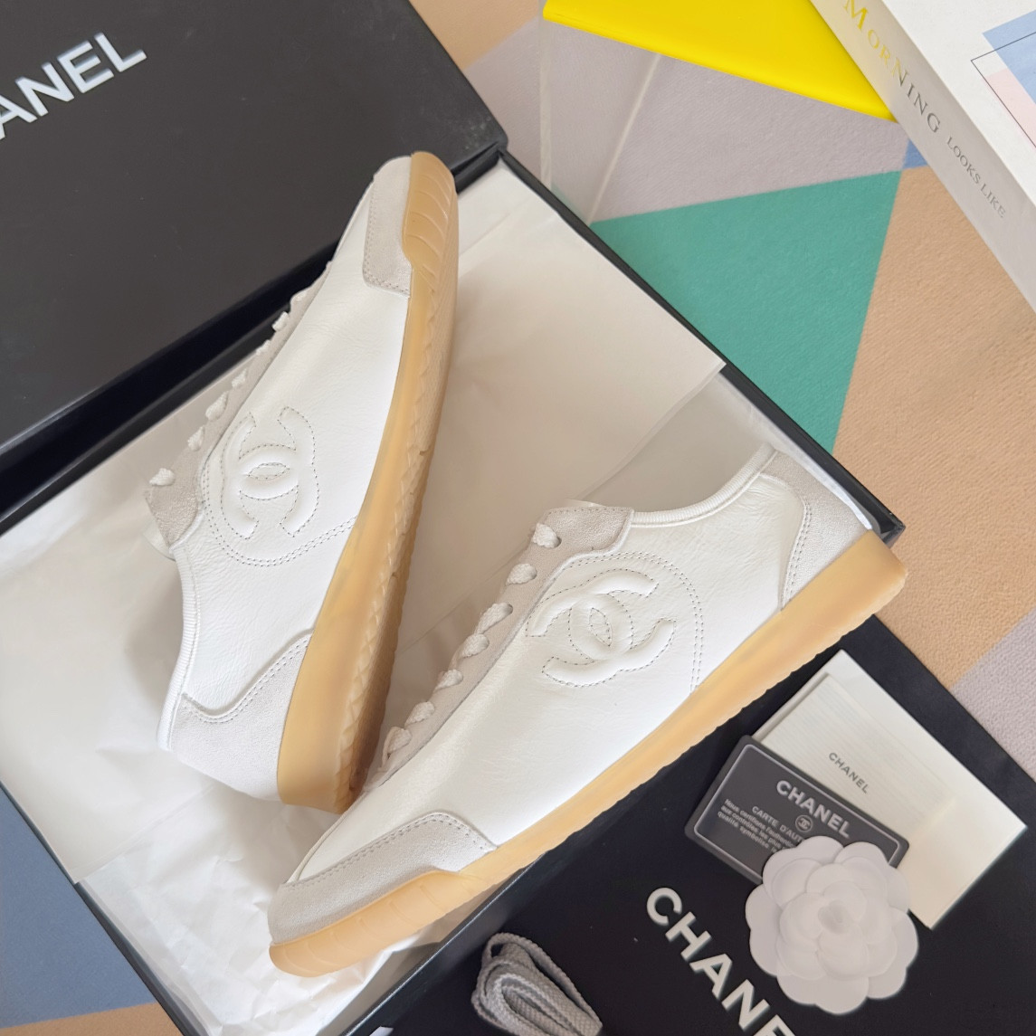 UA Ch*el SNEAKER