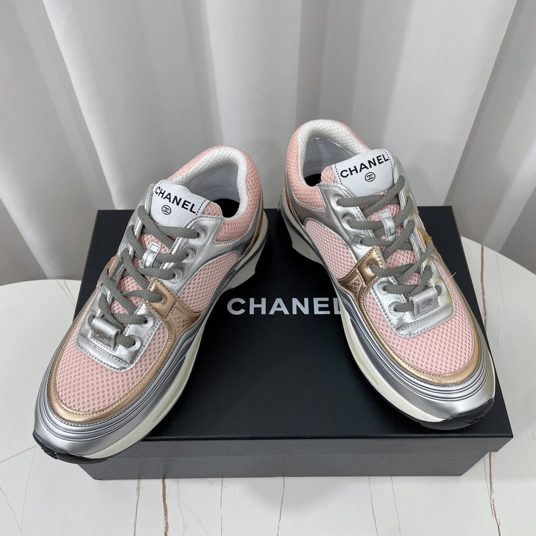 UA Ch*el SNEAKER