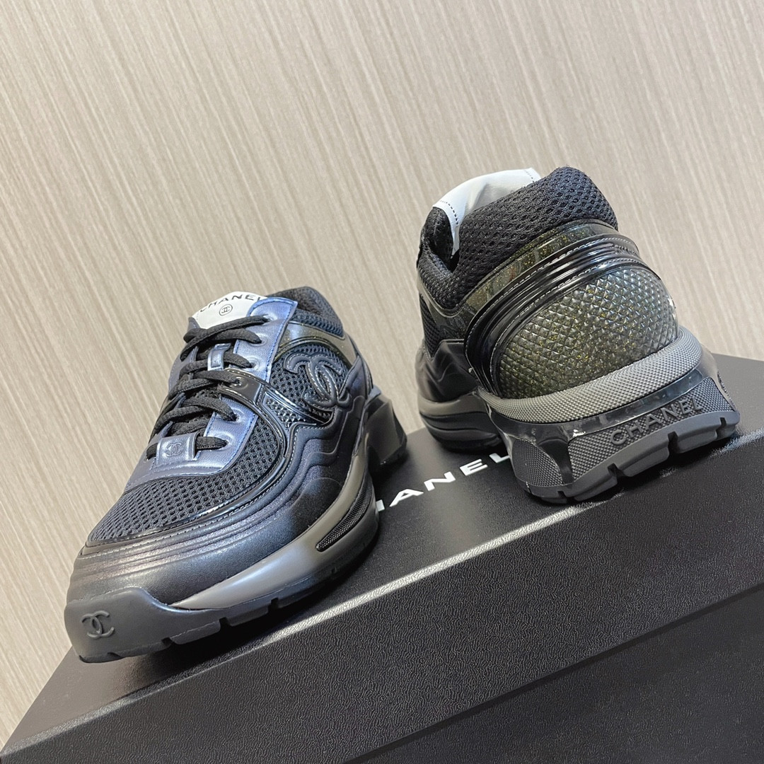 UA Ch*el SNEAKER