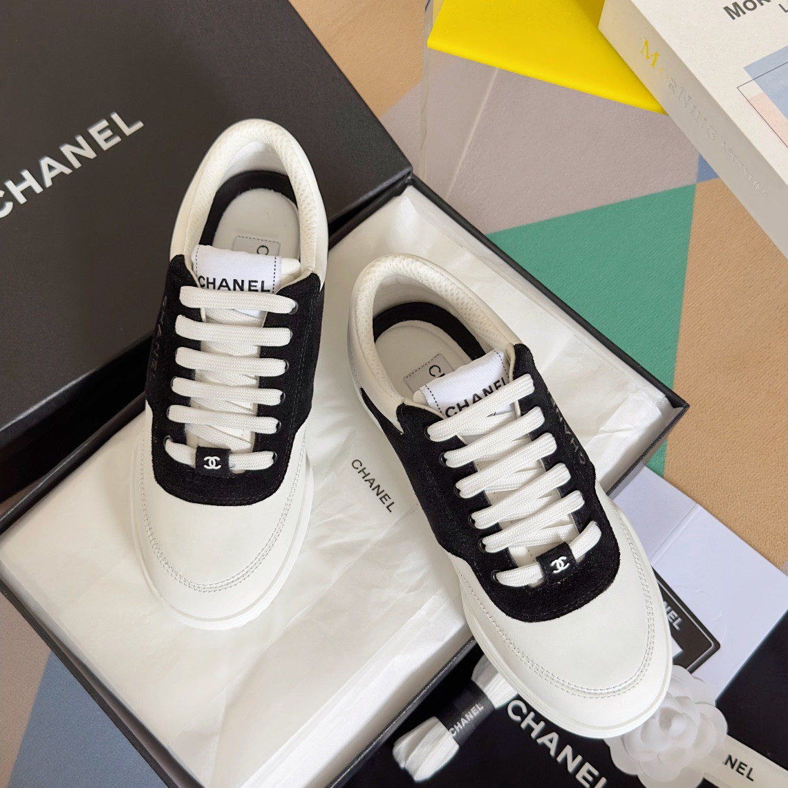 UA Ch*el SNEAKER