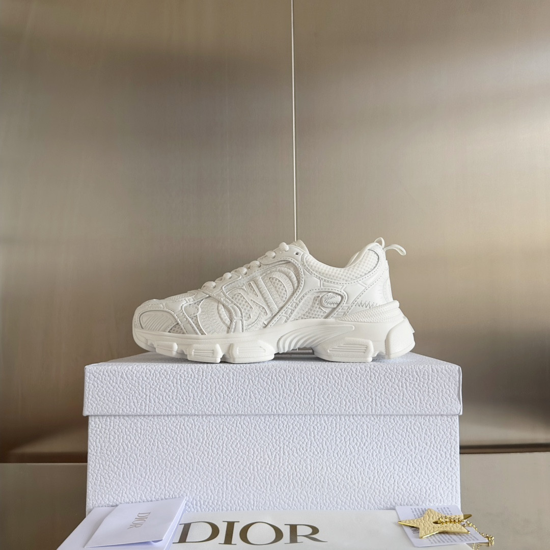 UA D*0r Chrono Sneaker