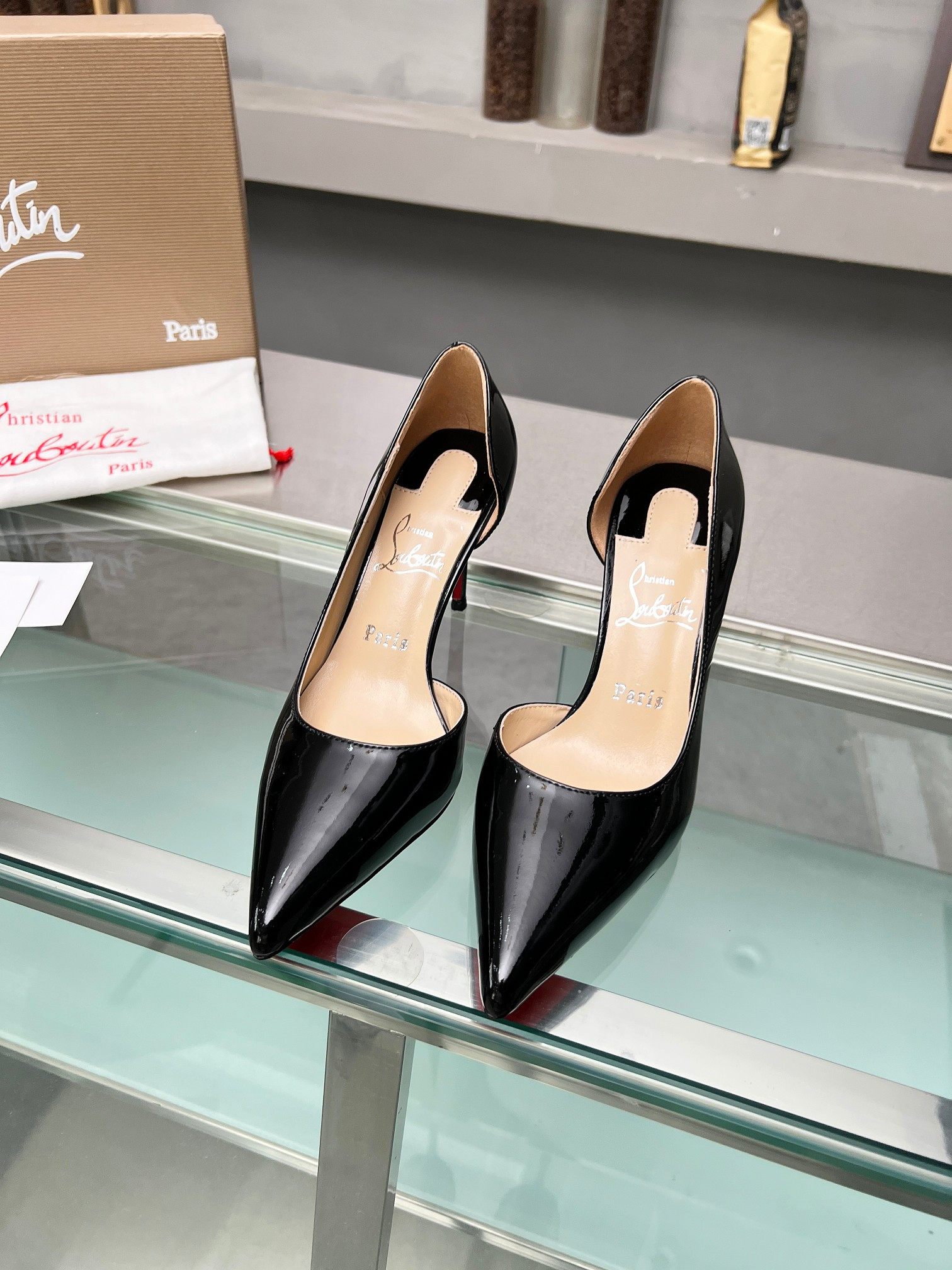 UA Ch**an Louboutin CL red-bottom shoes