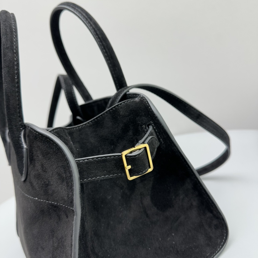 T*e R0w MARGAUX 10   26x17.5x21cm