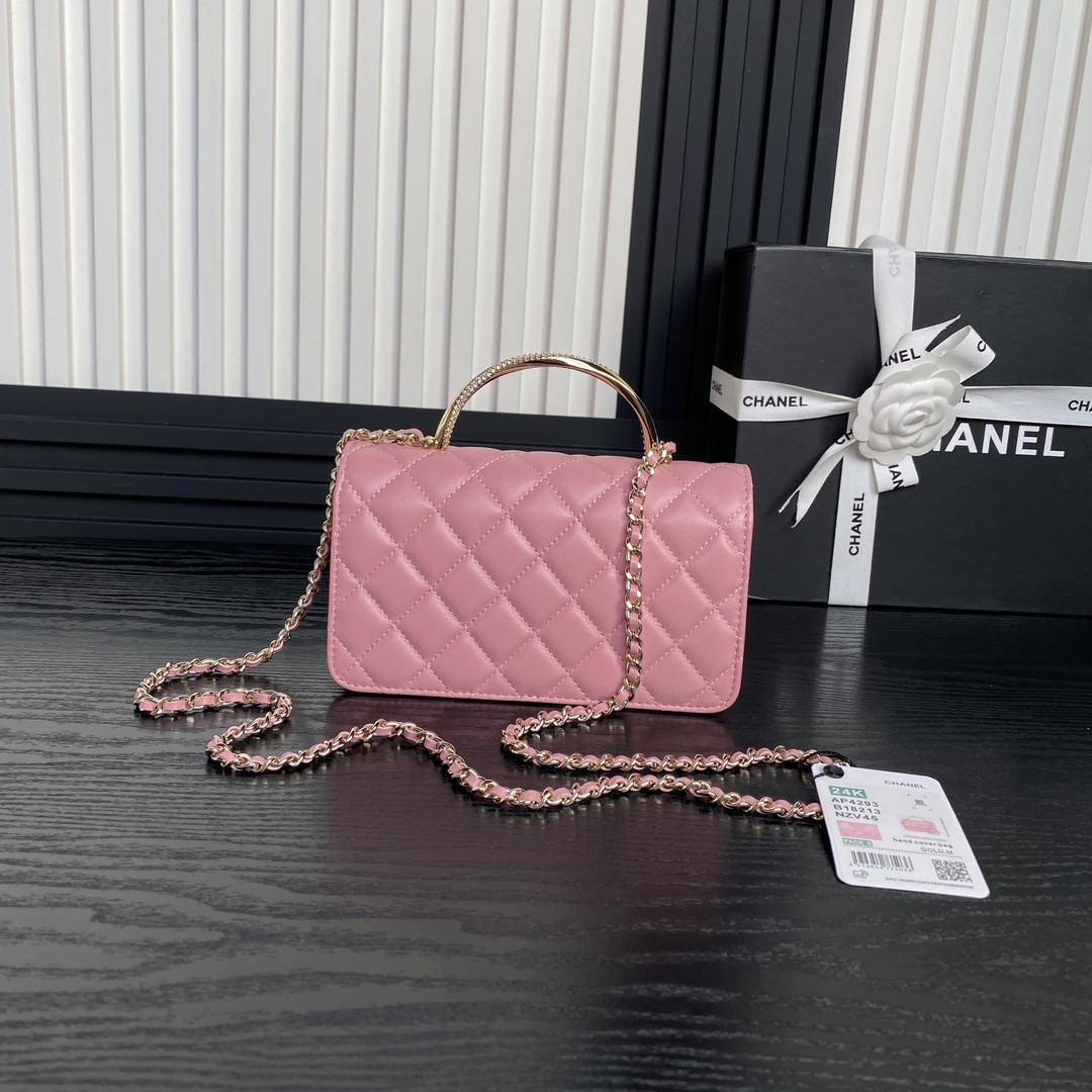 Ch*el Clutch With Chain   19cm