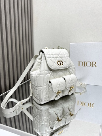 D*0r Caro Backpack Medium 23 x 26.7 x 12.5 cm