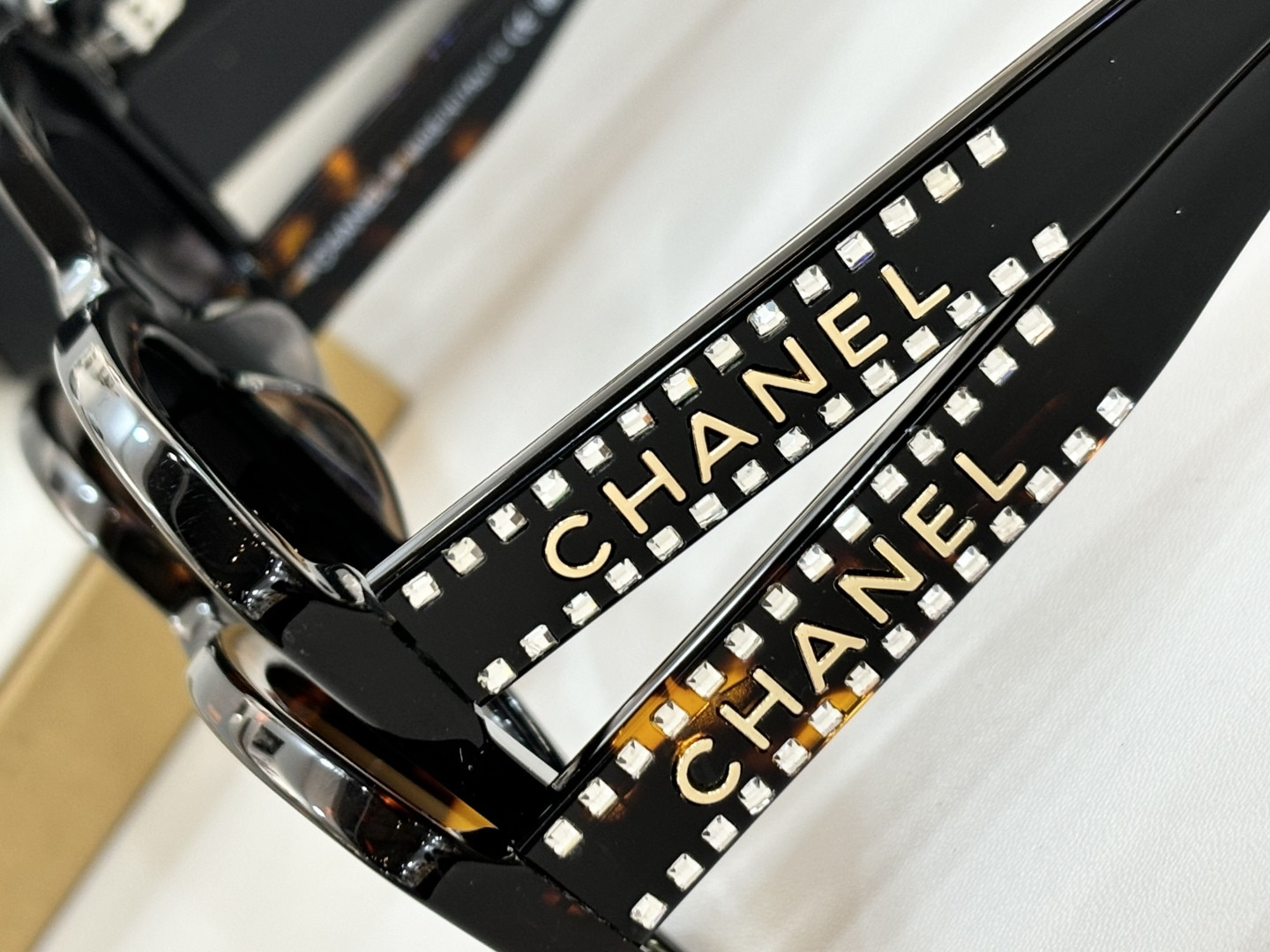 Ch*el Glasses CH9163B 54-19-145