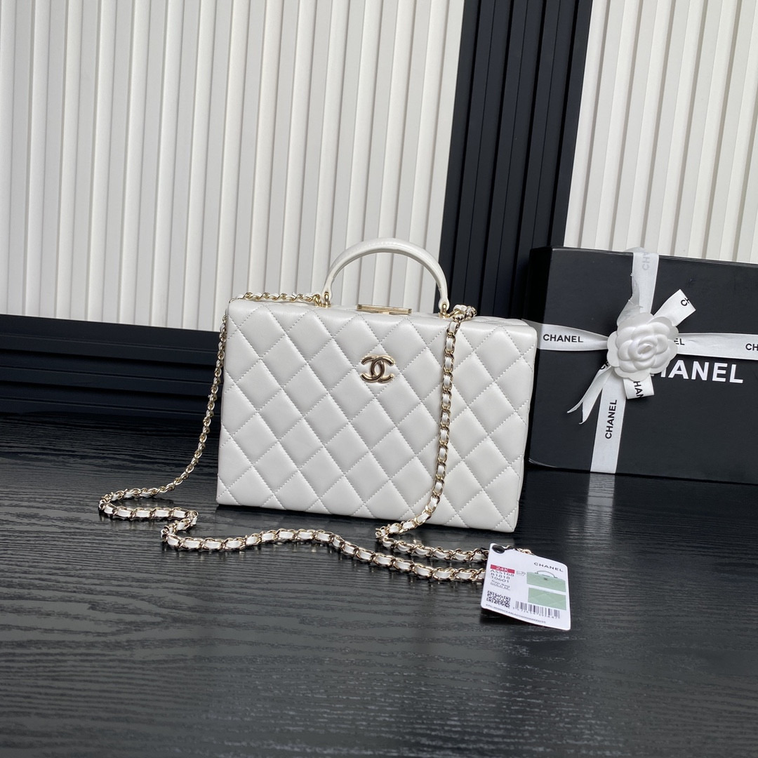 Ch*el Box bag 15x22x7.5cm