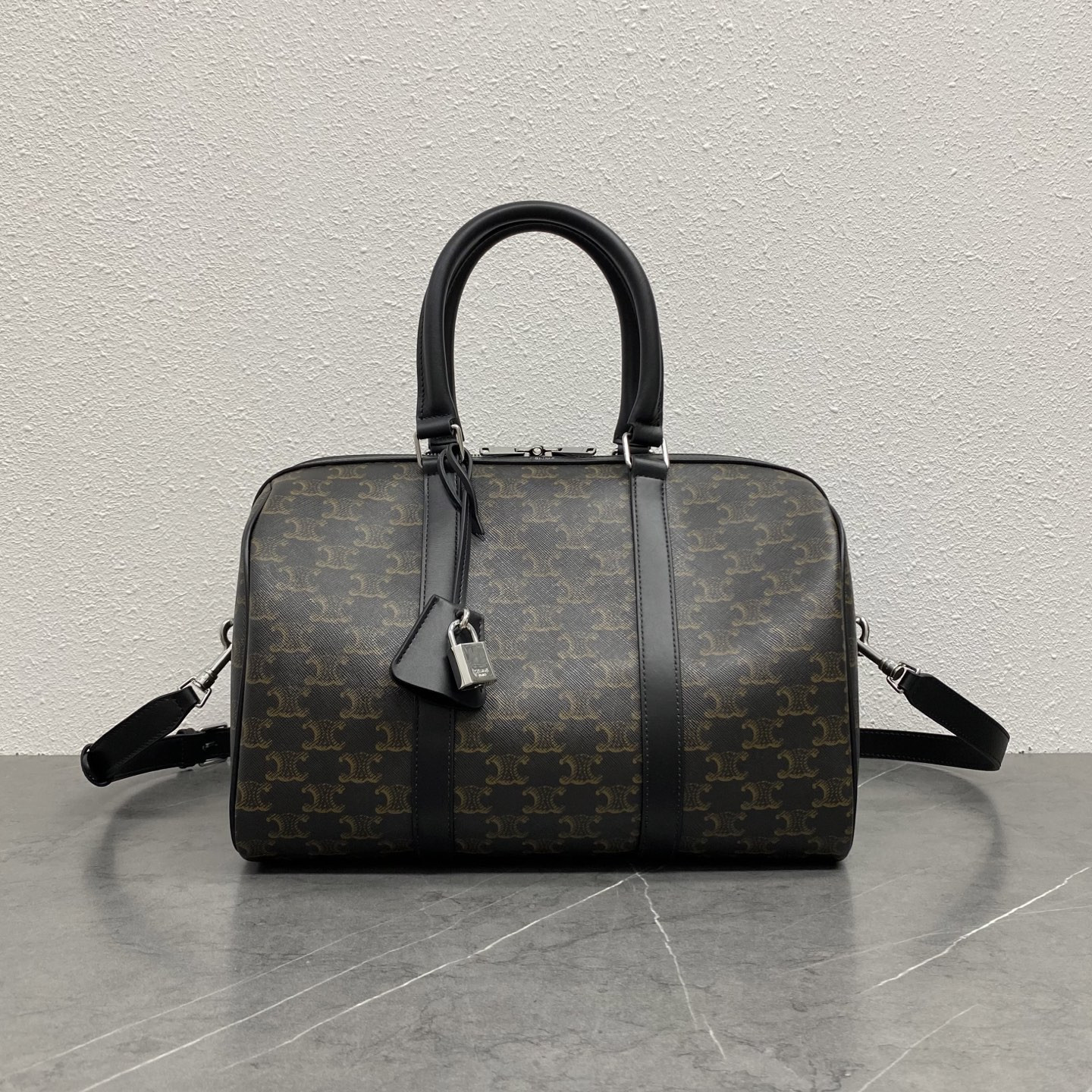 Ce**e LARGE BOSTON in Triomphe Canvas & calfskin 33x20x24cm