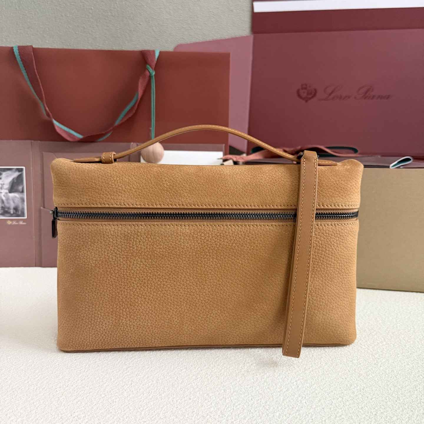 L**o p*ana Extra pouch L29 29x18x5cm